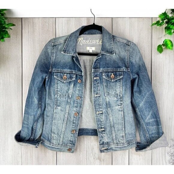 Madewell Women's Classic Button Down Denim Blue Jean Jacket Style #13571 - Picture 1 of 10